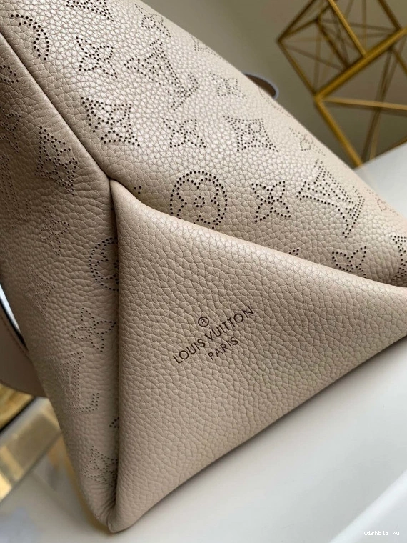WIS VUITTON LOUIS HOBO MM BEAUBOURG 0811